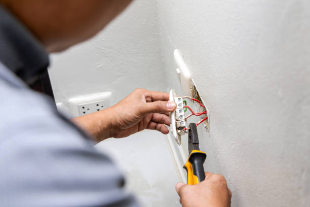 Best Commercial Electrician Services  in Collinsville, OK